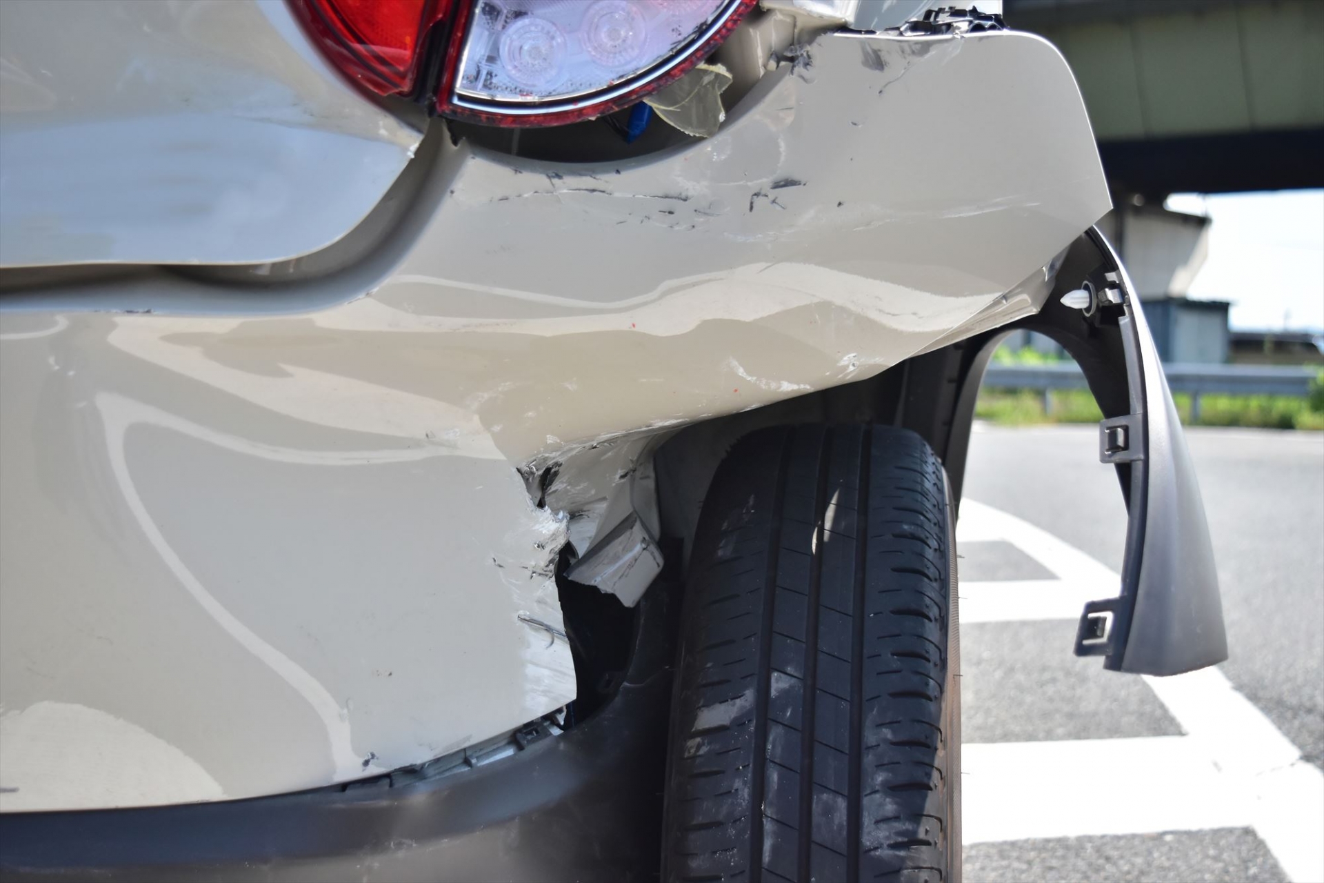 サンワークス　保険修理